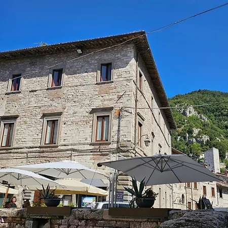 Dimora Dei Consoli Apartmán *