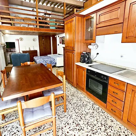 Dimora Dei Consoli Apartmán *